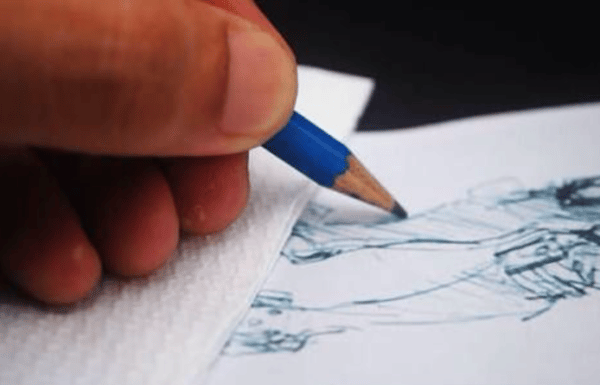 como evitar borrar o papel ao desenhar